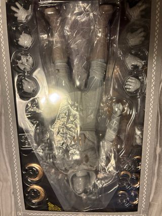 Hot Toys Moon Knight 1/6 Scala