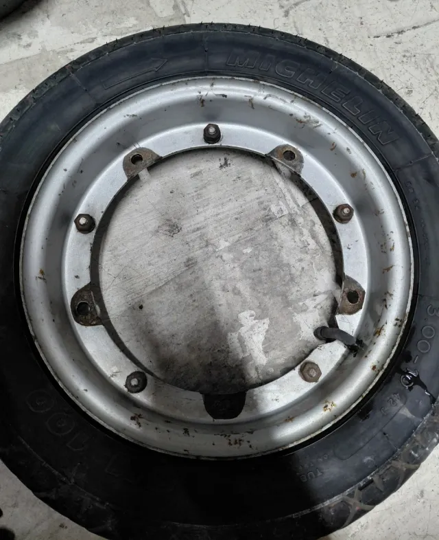 Rueda de repuesto Vespa PK 125