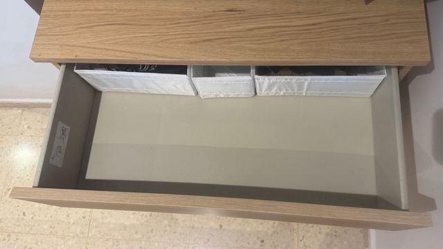 Cómoda de 3 cajones de madera