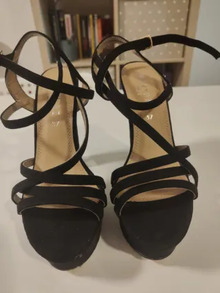 Sandalias tacón negras tiras talla 37
