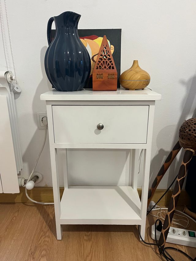 Jarra de cerámica azul marino