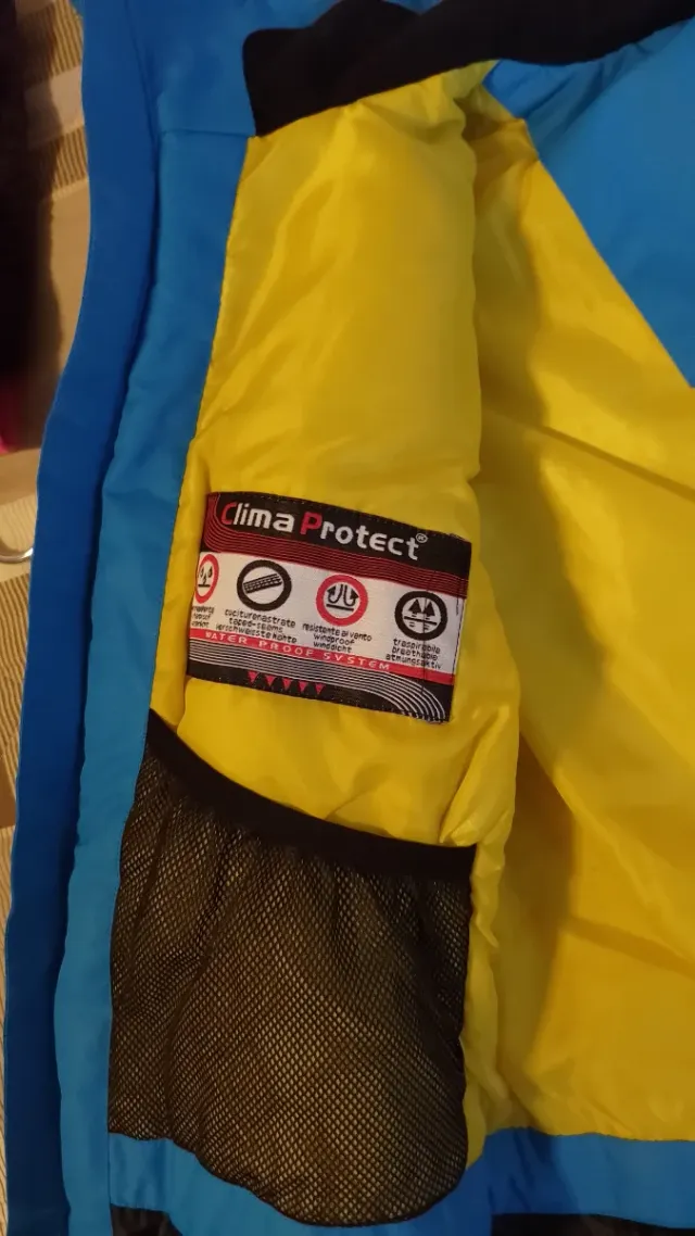 Giacca sci binbo CMP blu e nera. Altezza 140cm