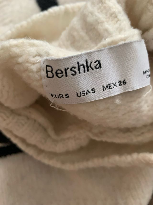 Jersey Bershka rayas blanco y negro Talla S