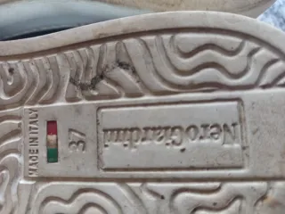 Nero Giardini Scarpe Donna Nere Tg 37