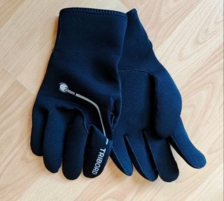 Guantes y escarpines buceo