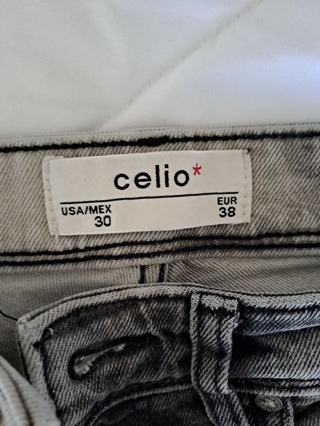 Celio Pantalón Corto Hombre Gris