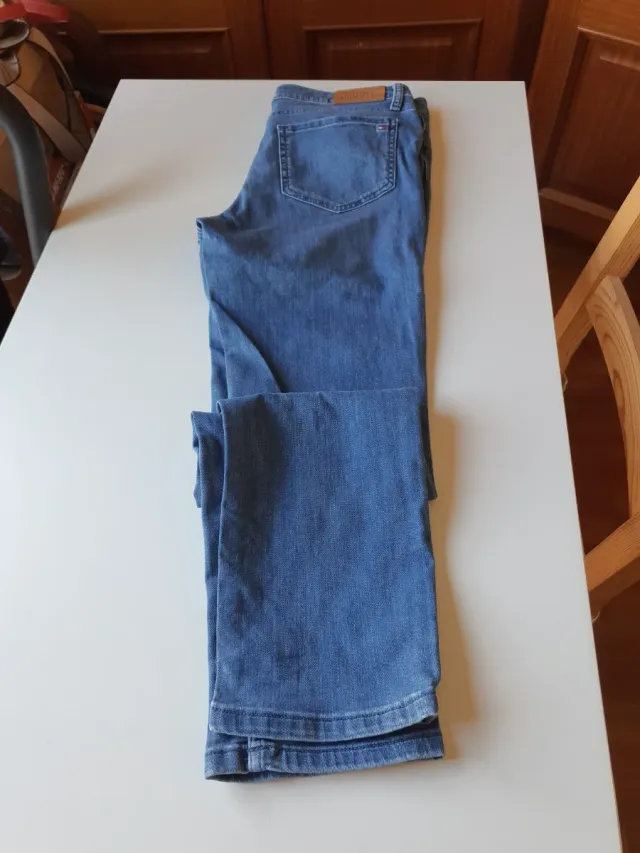 Tejanos mujer, Tommy Hilfiger, talla W30 L32