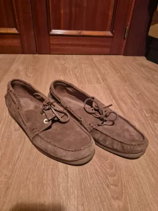 Náuticos marrón T43