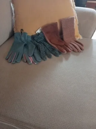 Guantes de mujer (marrón y azul)