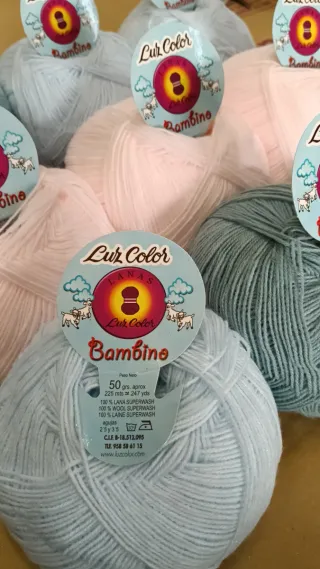 Lote 9 ovillos lana virgen superwash