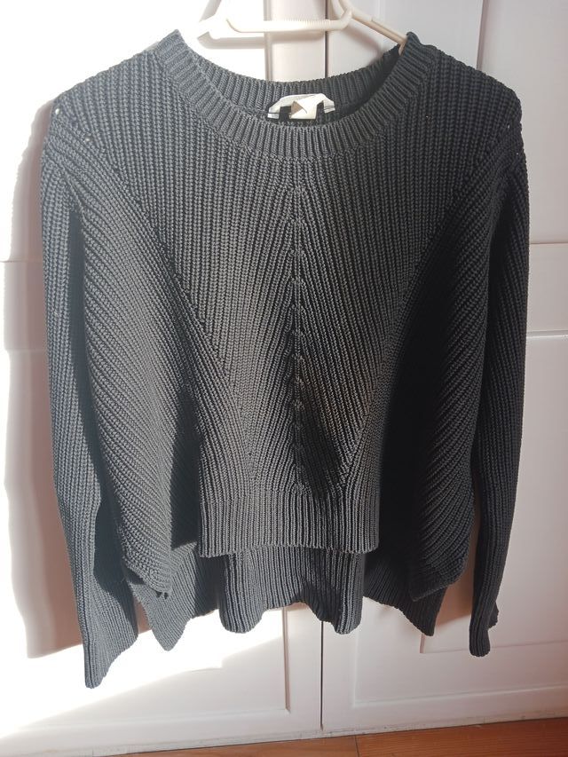 Maglione nero con perle