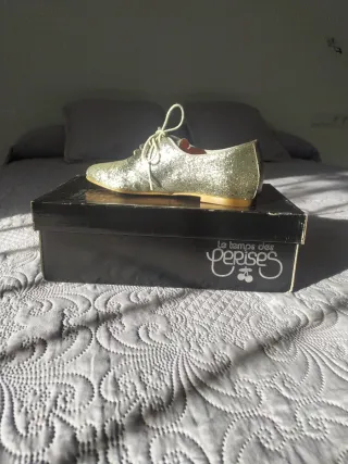 Zapatos plateados Le temps des cerises