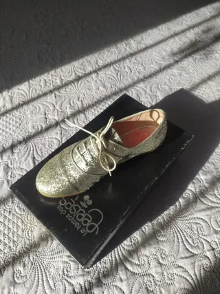 Zapatos plateados Le temps des cerises