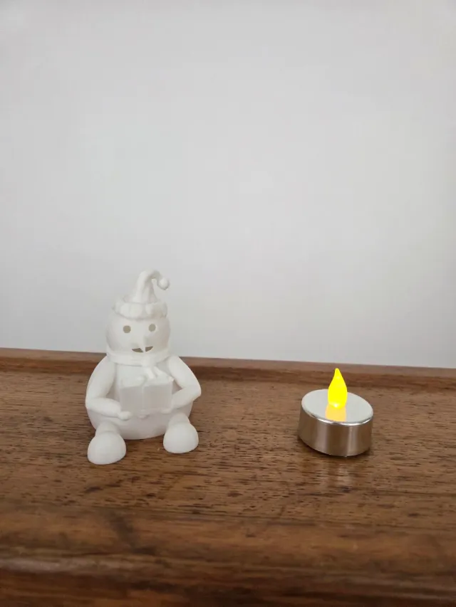 LED Tea Light Snowman Reader (Christmas)