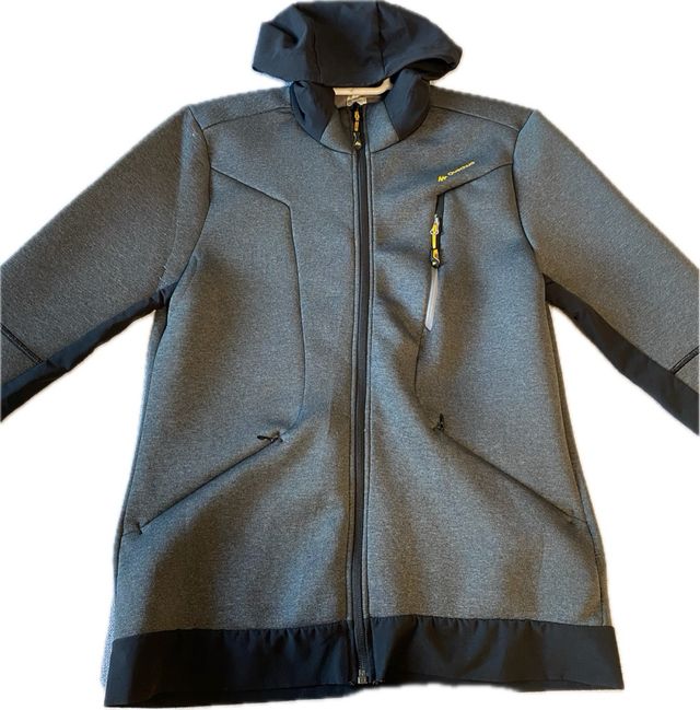 Chaqueta técnica senderismo Quechua