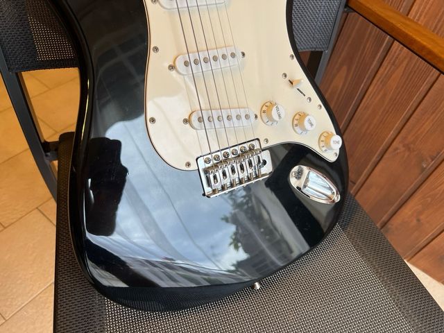 Chitarra Elettrica + Amplificatore 10W