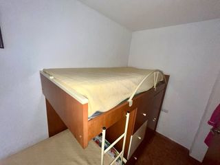 Literas con armario y cajones