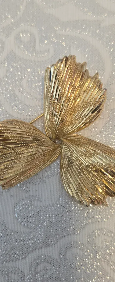 Broche antiguo Grosse  Christian Dior Dorado