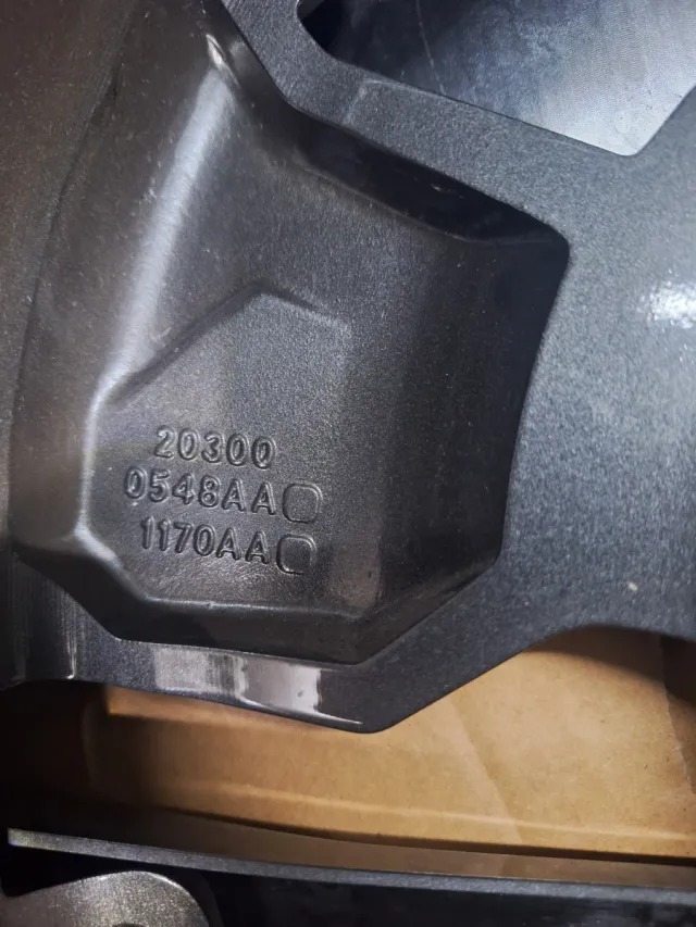 Llantas 19" van sobre un neumatico de
225/55