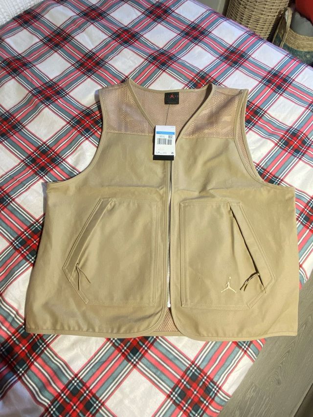 Chaleco Jordan Beige