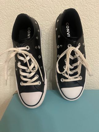 Converse Chuck Taylor Tachuelas Piel