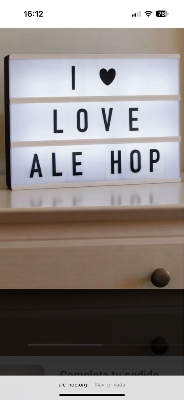 Cuadro luminoso Stradivarius con etiqueta