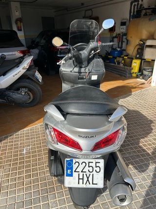 Suzuki Burgman 125 - 2014 el precio es negociable