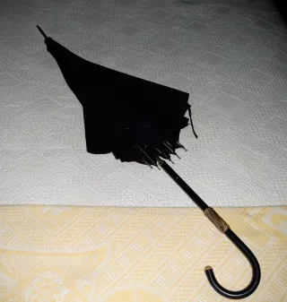 ANTIGUA SOMBRILLA O PARAGUAS DE MUJER AÑOS 40