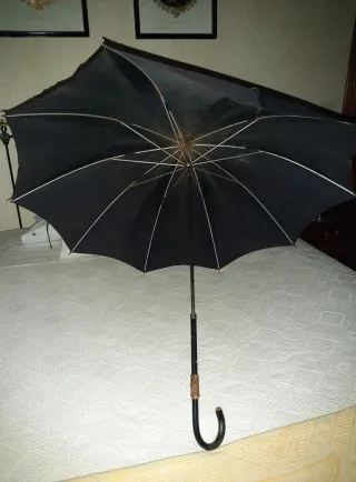 ANTIGUA SOMBRILLA O PARAGUAS DE MUJER AÑOS 40