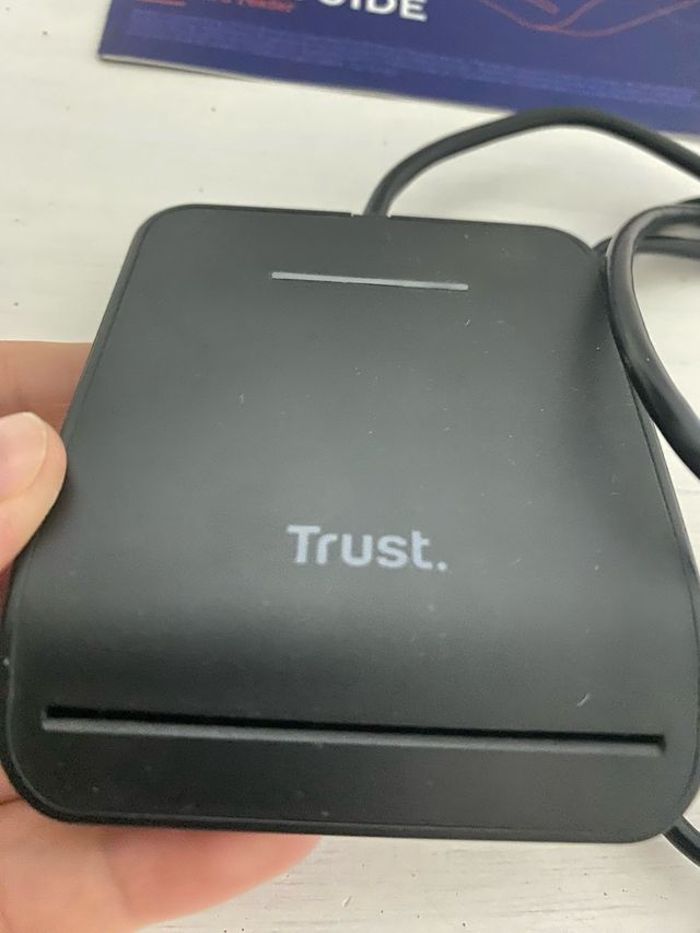 Lector DNI Trust Primo