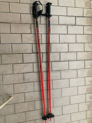 Sci Rossignol anni '90 con attacchi salomon 