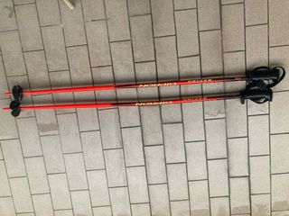 Sci Rossignol anni '90 con attacchi salomon 