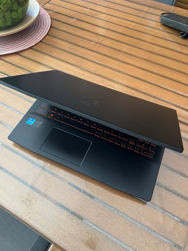 MSI Katana GF66 11UC computer portatile gaming