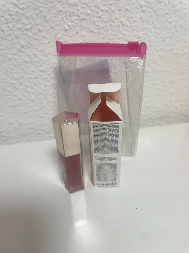 Fenty Beauty Gloss Bomb Heat - Fussy Heat 02