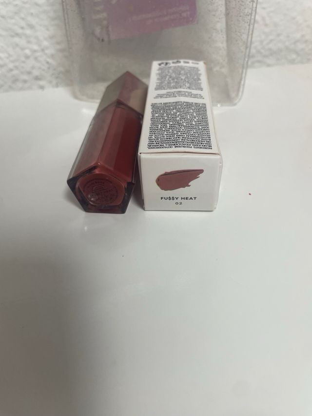 Fenty Beauty Gloss Bomb Heat - Fussy Heat 02