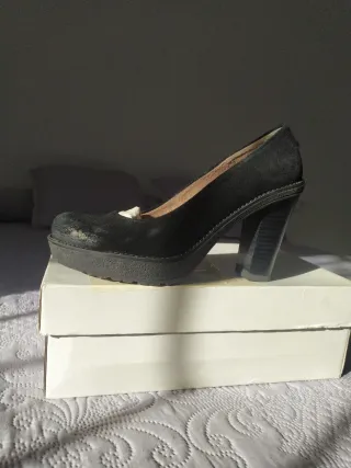 Zapatos de tacón negros