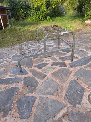 Escalón metálico para caravana