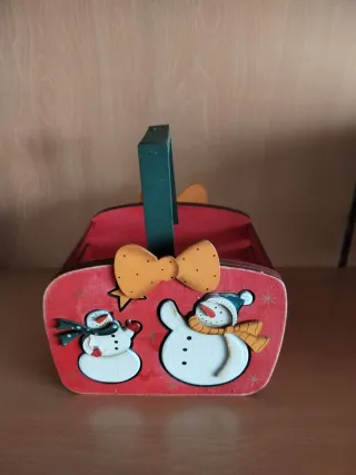 Cesto Natalício Madeira Bonecos Neve