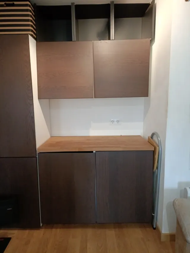 Urge vender! Mueble cocina/comedor Ikea madera