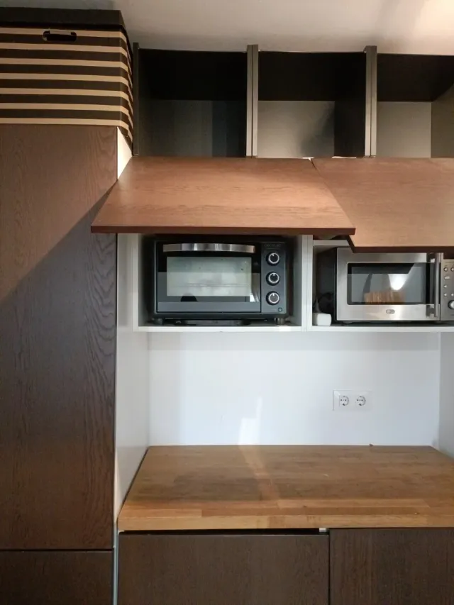 Urge vender! Mueble cocina/comedor Ikea madera