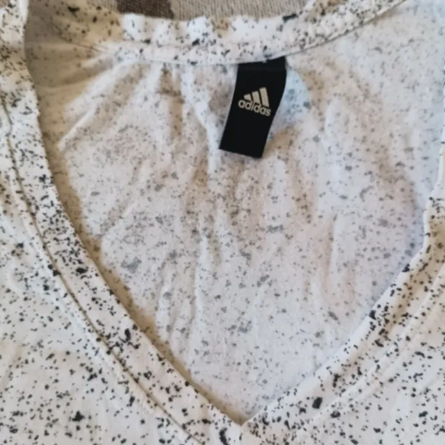 Camiseta Adidas Estampada