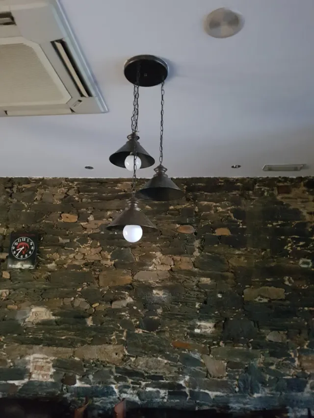 Lámparas de latón oxidado