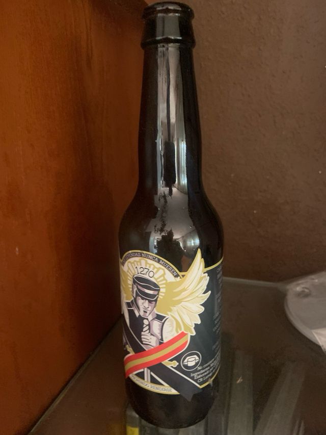 Botella Vacía Edición Limitada Héroes