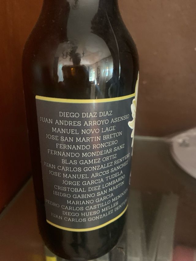 Botella Vacía Edición Limitada Héroes