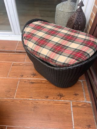 Conjunto Sofá Kettal: Sofá, Mesa y Puf