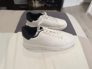 Zapatilla blanca Zara hombre