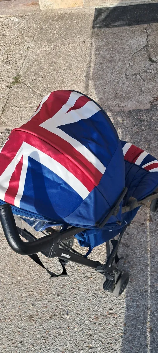 Carro Easy Walker Mini Buggy Union Jack como nuevo