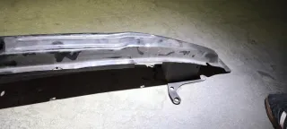 Traviesa Delantera Seat León 1m