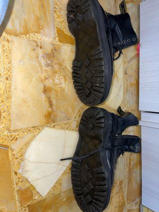 Dr. Martens Scarpe Nere originali