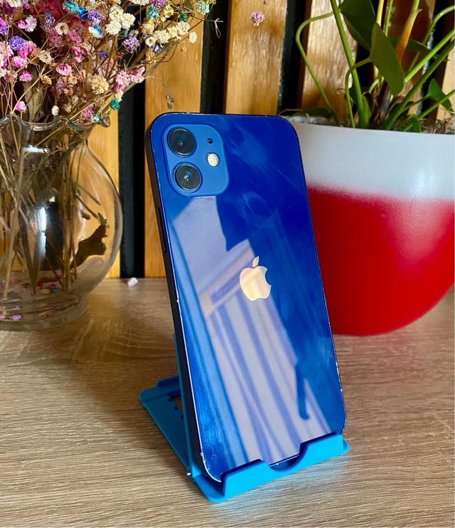 iPhone 12 Azul - Buen estado